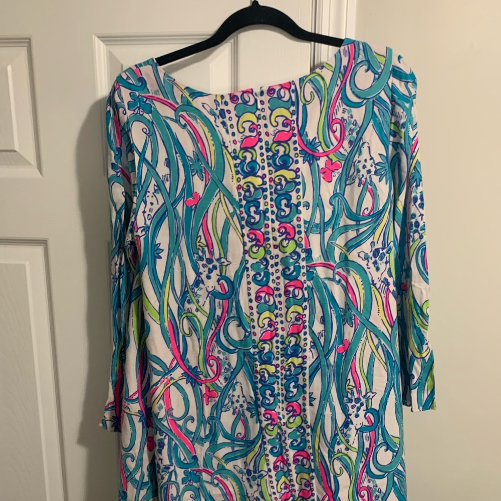 Lilly swing dress. Size medium. Worn a few times.